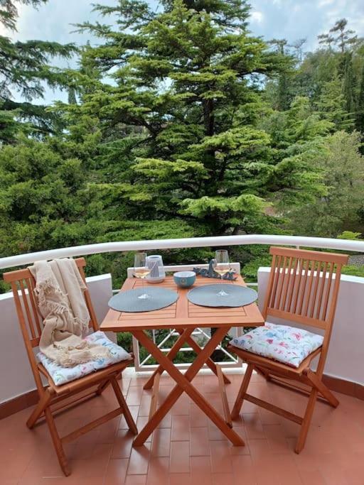 Stunning New In Centre Of Apartment