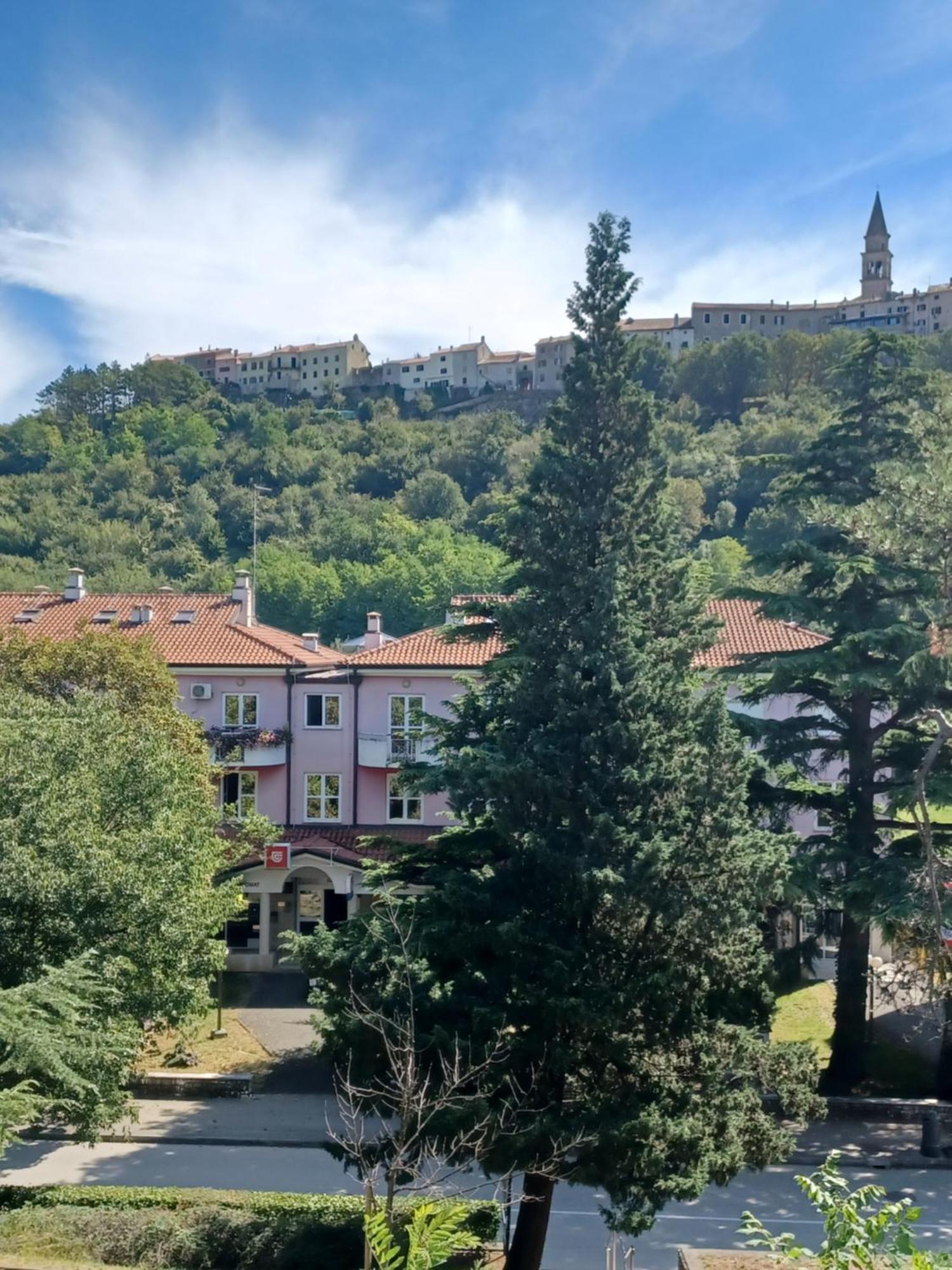 Apartment Stunning New In Centre Of Buzet
